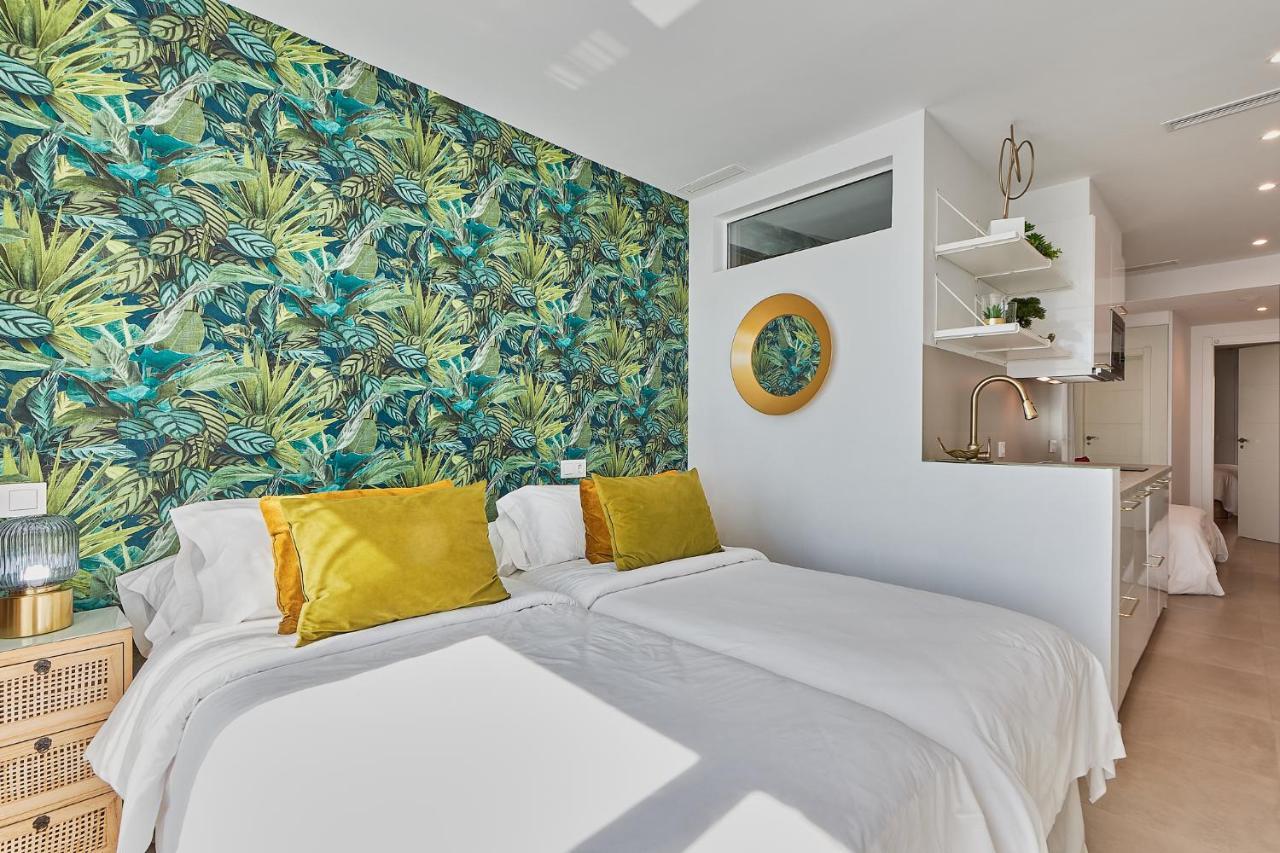 Suite Deluxe Face Mer Apart Малага Экстерьер фото