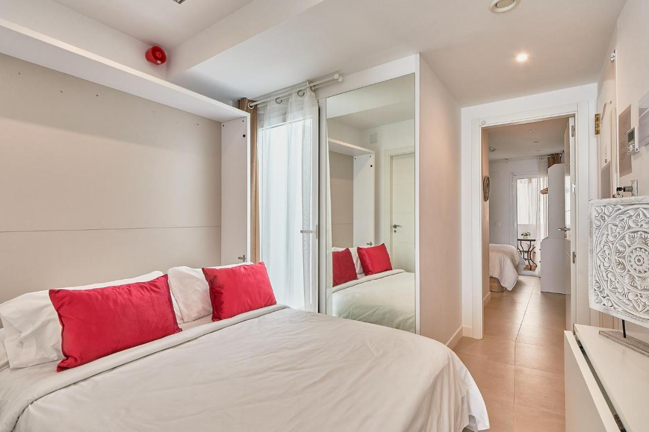 Suite Deluxe Face Mer Apart Малага Экстерьер фото