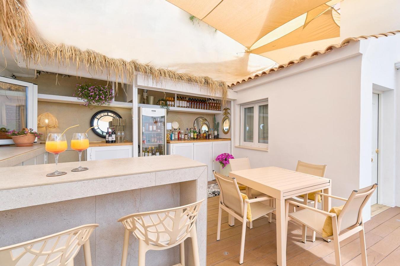 Suite Deluxe Face Mer Apart Малага Экстерьер фото