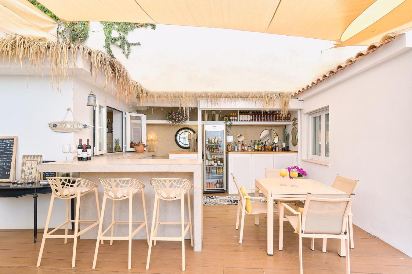 Suite Deluxe Face Mer Apart Малага Экстерьер фото